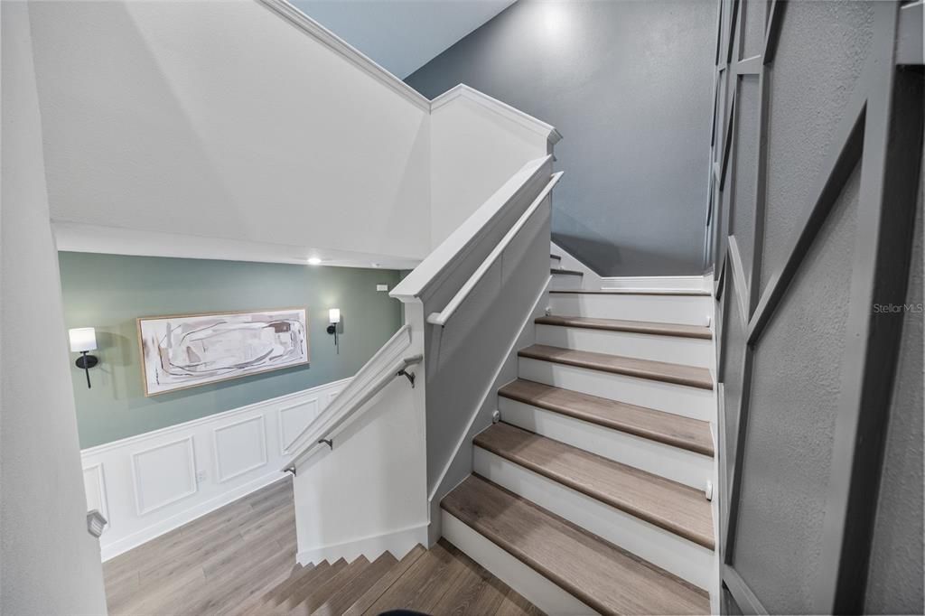 For Sale: $699,900 (5 beds, 4 baths, 3550 Square Feet)