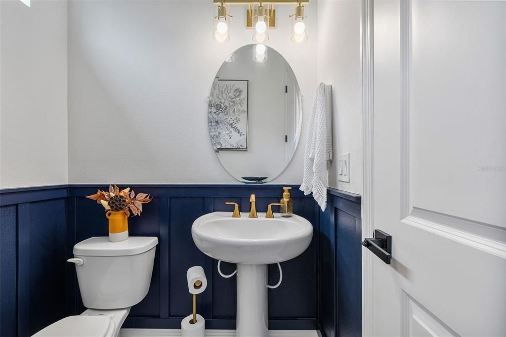 For Sale: $699,900 (5 beds, 4 baths, 3550 Square Feet)