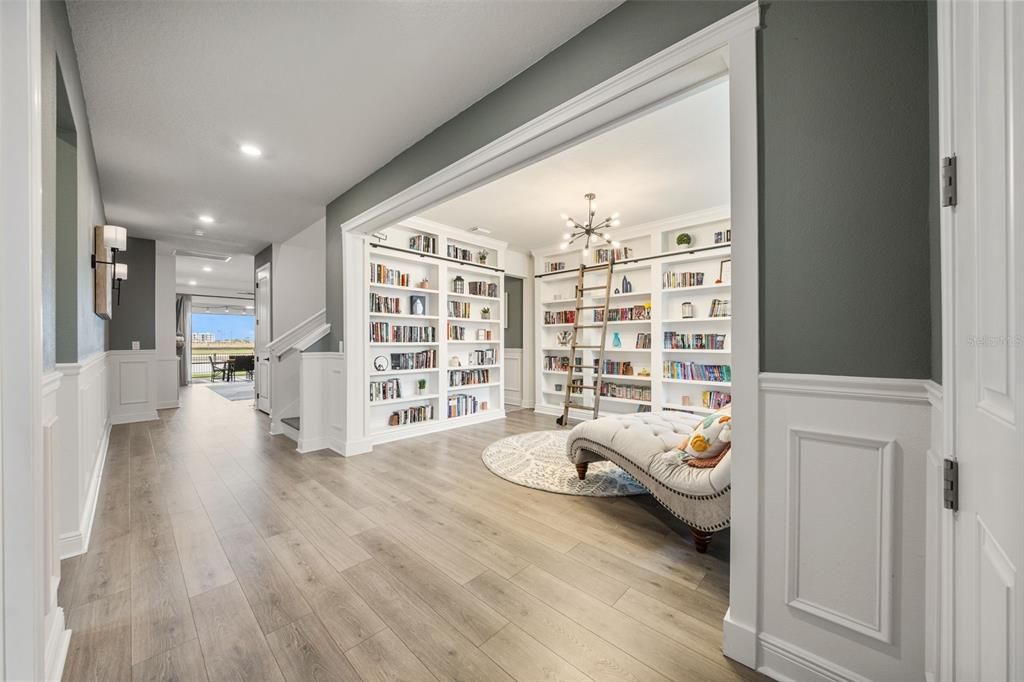 For Sale: $699,900 (5 beds, 4 baths, 3550 Square Feet)