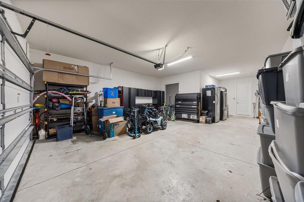 For Sale: $699,900 (5 beds, 4 baths, 3550 Square Feet)