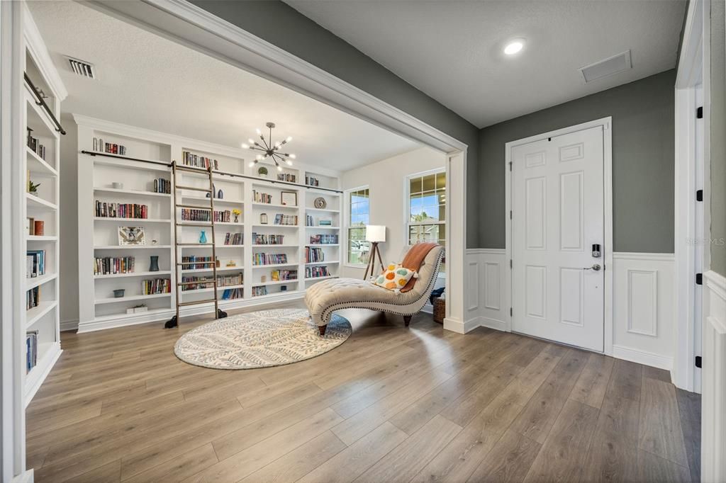 For Sale: $699,900 (5 beds, 4 baths, 3550 Square Feet)