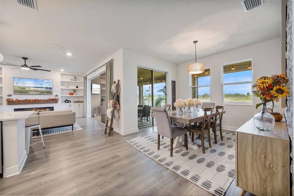 For Sale: $699,900 (5 beds, 4 baths, 3550 Square Feet)