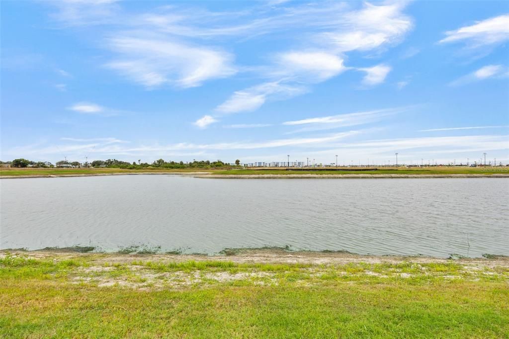 For Sale: $699,900 (5 beds, 4 baths, 3550 Square Feet)