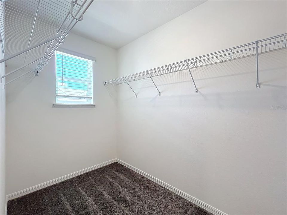 В аренду: $1,950 (3 спален, 2 ванн, 1694 Квадратных фут)