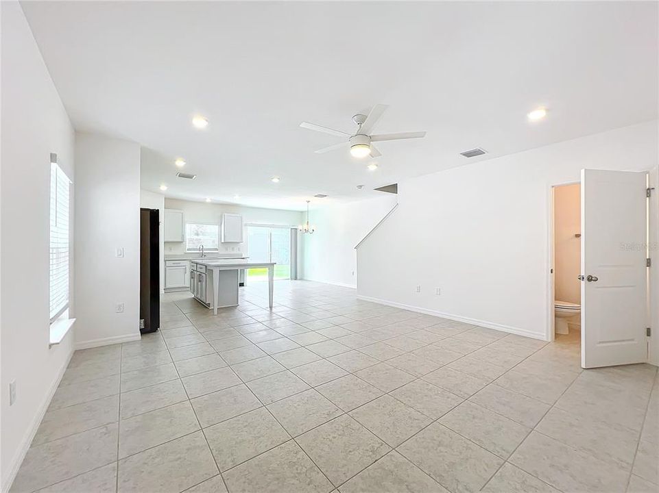 В аренду: $1,950 (3 спален, 2 ванн, 1694 Квадратных фут)