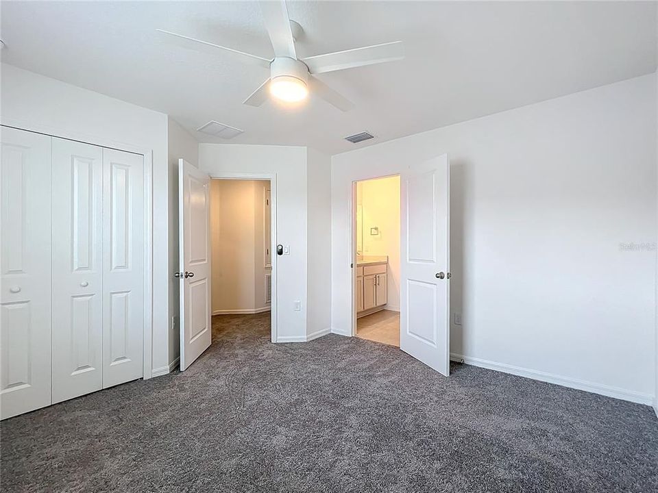 В аренду: $1,950 (3 спален, 2 ванн, 1694 Квадратных фут)