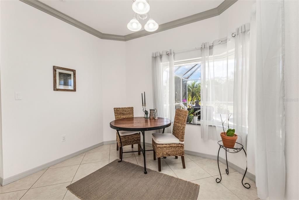 For Sale: $435,000 (3 beds, 2 baths, 2078 Square Feet)