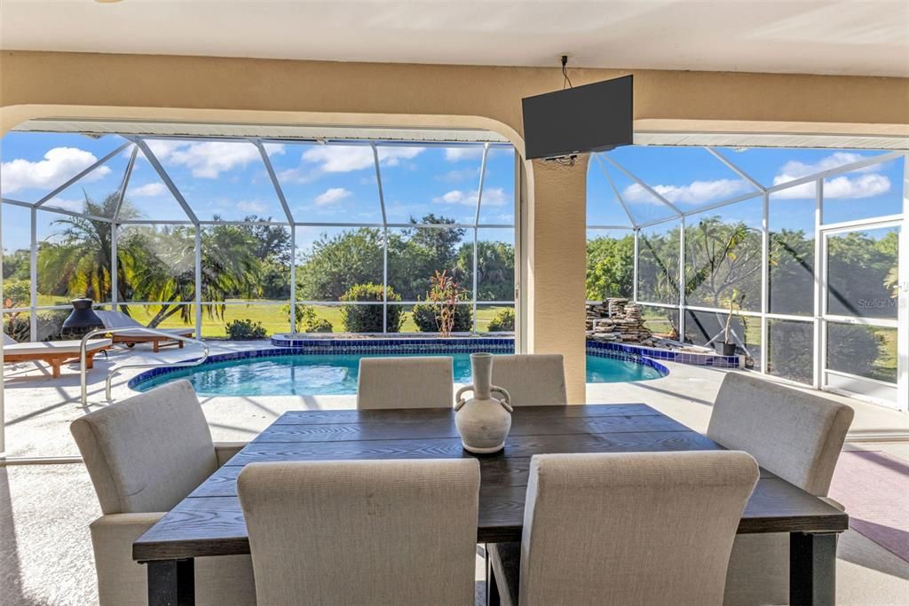 For Sale: $435,000 (3 beds, 2 baths, 2078 Square Feet)