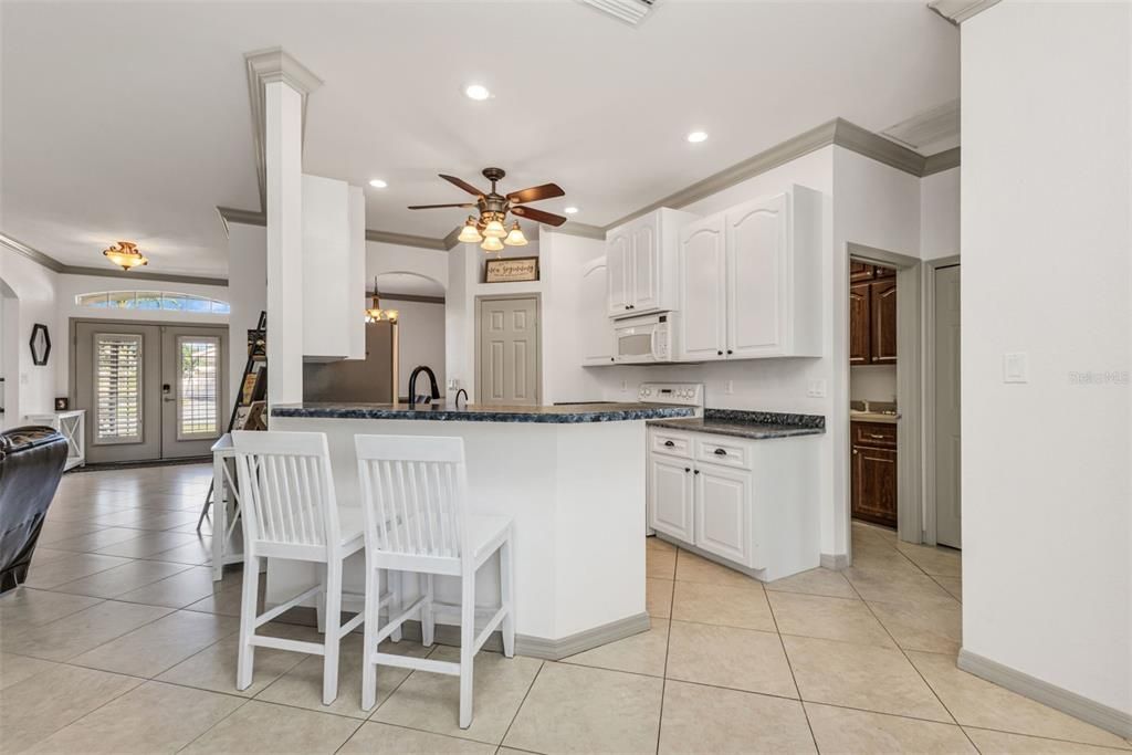 For Sale: $435,000 (3 beds, 2 baths, 2078 Square Feet)