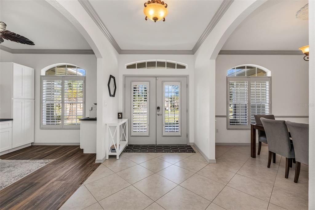 For Sale: $435,000 (3 beds, 2 baths, 2078 Square Feet)