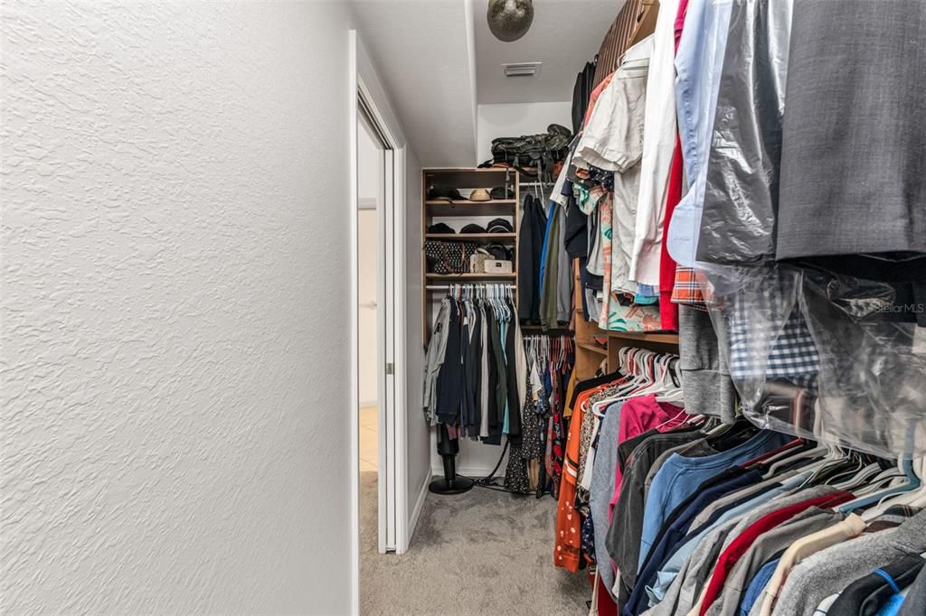 For Sale: $435,000 (3 beds, 2 baths, 2078 Square Feet)