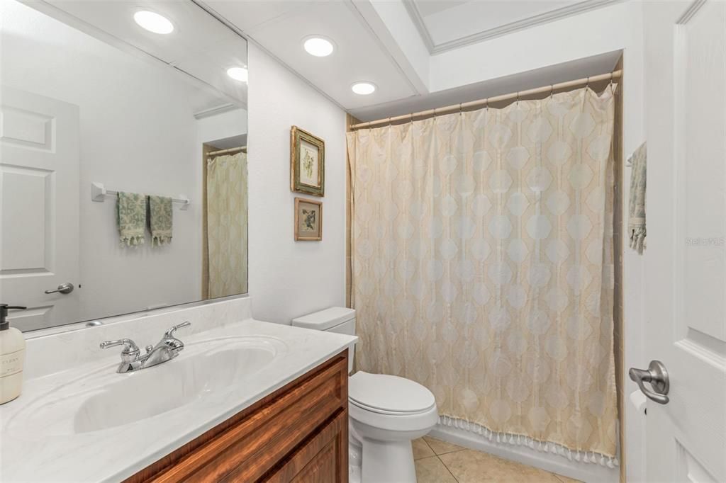 For Sale: $435,000 (3 beds, 2 baths, 2078 Square Feet)