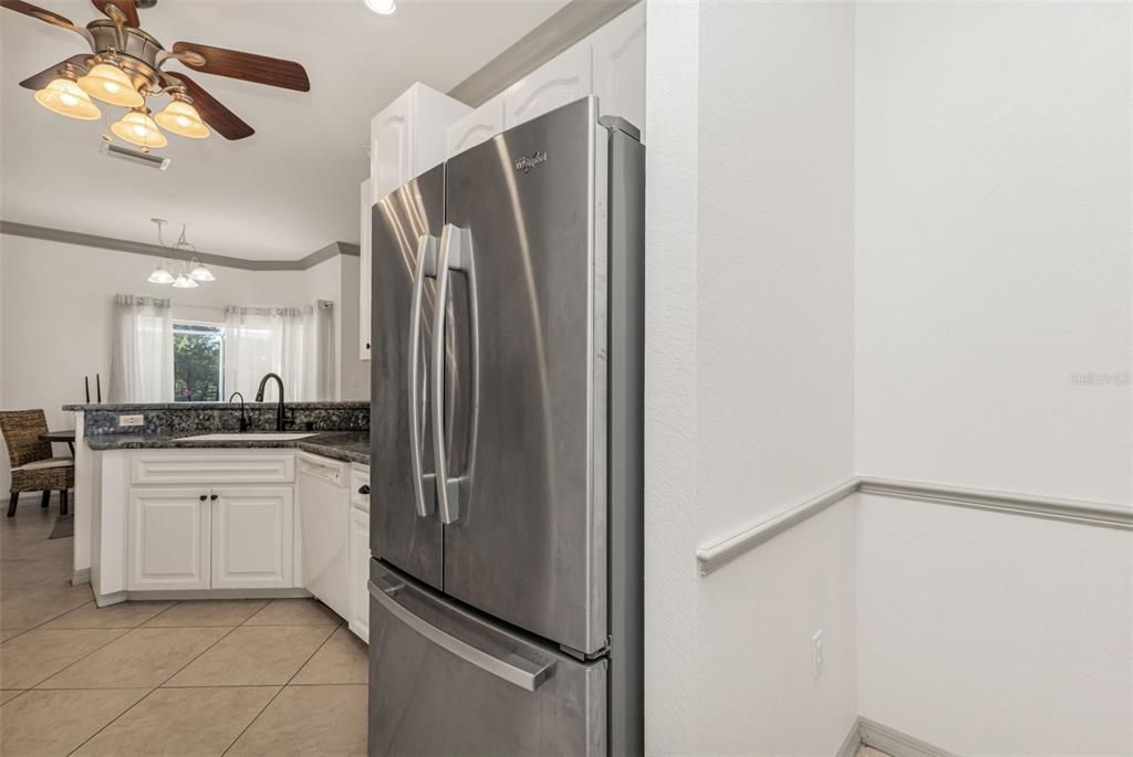 For Sale: $435,000 (3 beds, 2 baths, 2078 Square Feet)