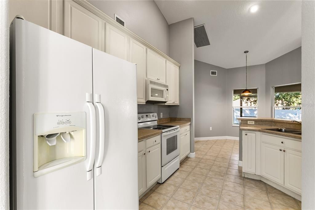 待售: $389,000 (3 贝兹, 2 浴室, 1958 平方英尺)