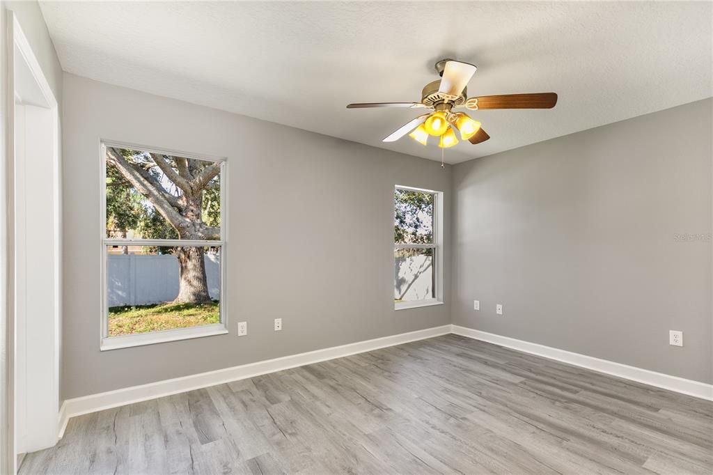 待售: $389,000 (3 贝兹, 2 浴室, 1958 平方英尺)