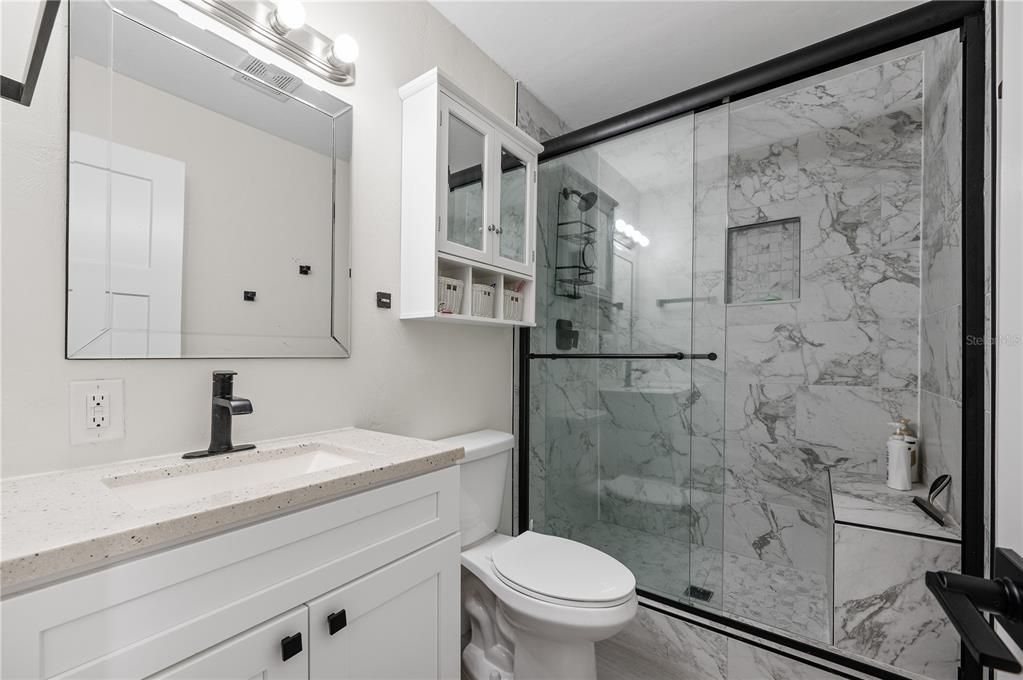 For Sale: $385,000 (2 beds, 2 baths, 1060 Square Feet)