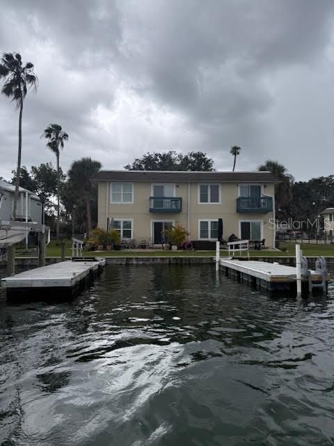 For Sale: $385,000 (2 beds, 2 baths, 1060 Square Feet)