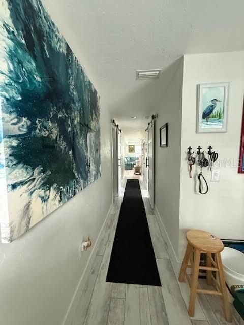 For Sale: $385,000 (2 beds, 2 baths, 1060 Square Feet)