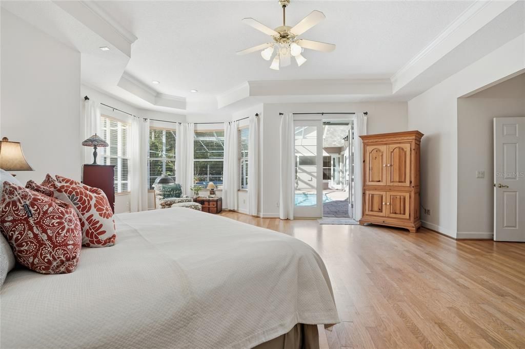 For Sale: $1,100,000 (4 beds, 3 baths, 3515 Square Feet)