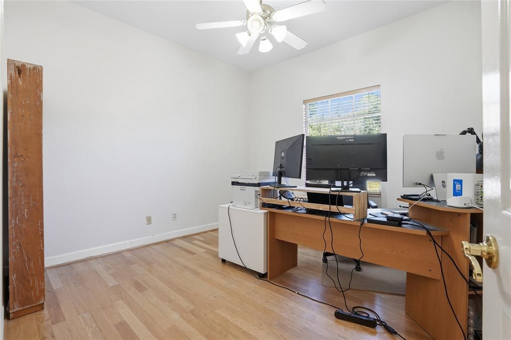 For Sale: $1,100,000 (4 beds, 3 baths, 3515 Square Feet)