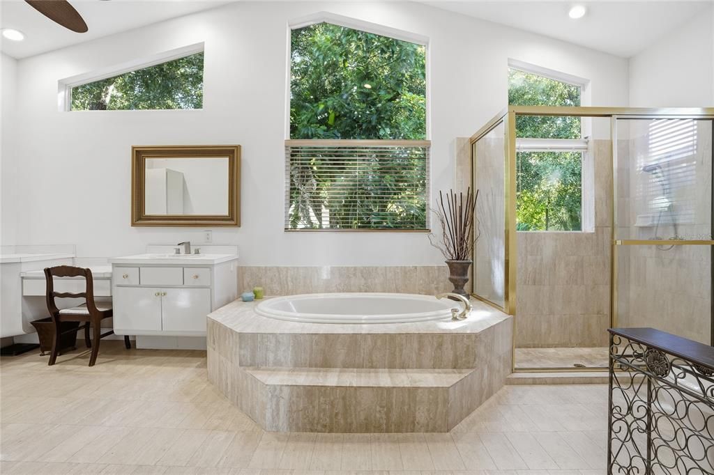 For Sale: $1,100,000 (4 beds, 3 baths, 3515 Square Feet)