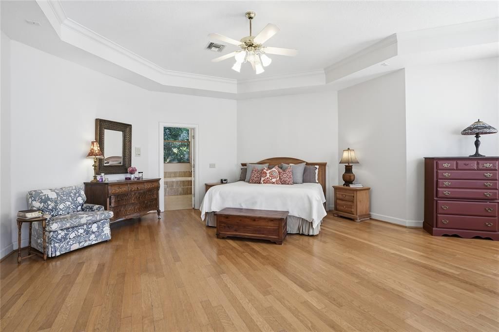 For Sale: $1,100,000 (4 beds, 3 baths, 3515 Square Feet)