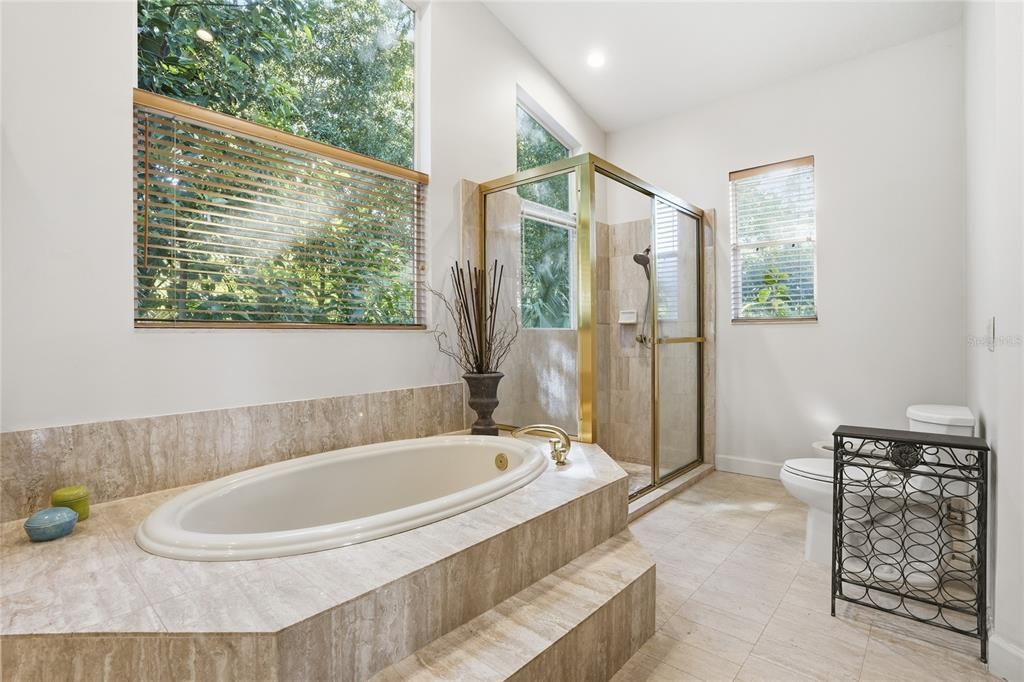 For Sale: $1,100,000 (4 beds, 3 baths, 3515 Square Feet)