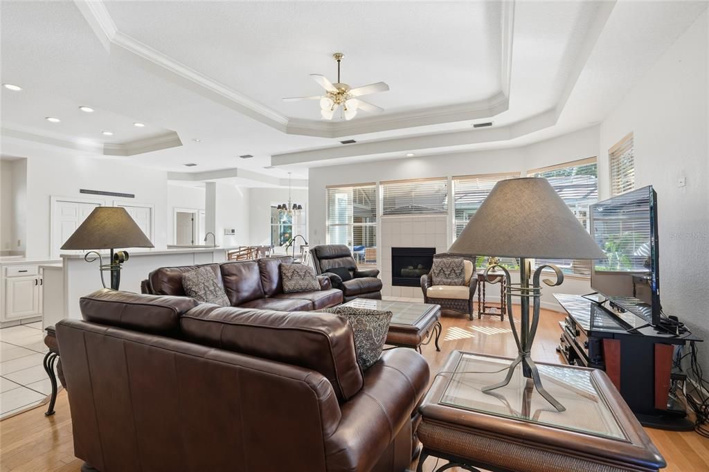 For Sale: $1,100,000 (4 beds, 3 baths, 3515 Square Feet)