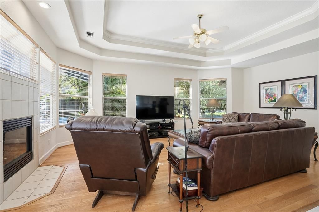 For Sale: $1,100,000 (4 beds, 3 baths, 3515 Square Feet)