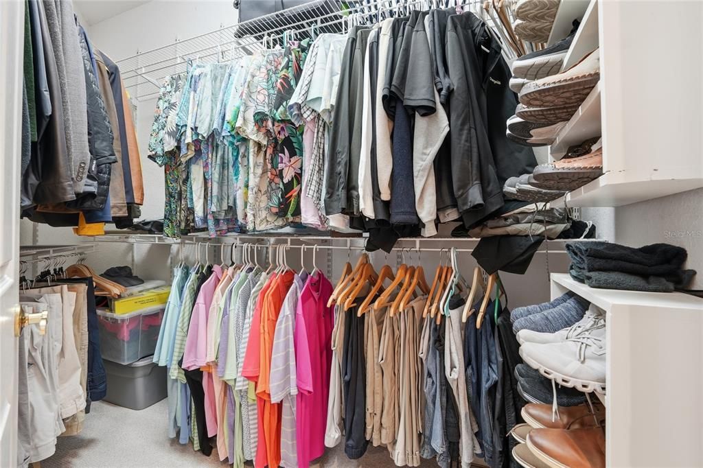 For Sale: $1,100,000 (4 beds, 3 baths, 3515 Square Feet)