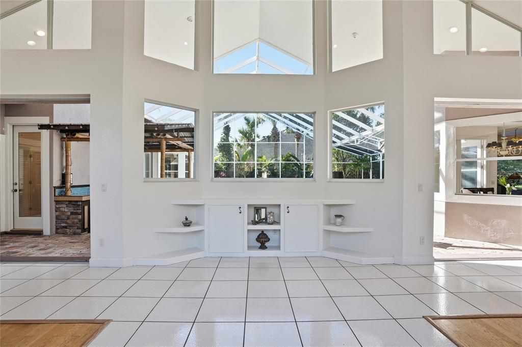 For Sale: $1,100,000 (4 beds, 3 baths, 3515 Square Feet)