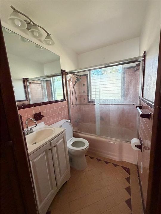 待售: $400,000 (2 贝兹, 2 浴室, 933 平方英尺)