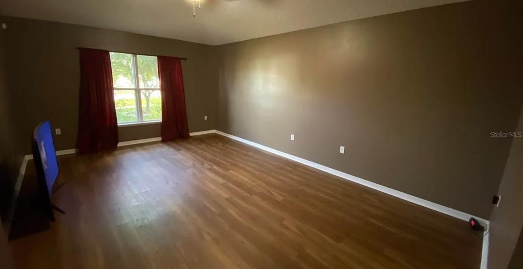 На продажу: $316,500 (3 спален, 2 ванн, 2037 Квадратных фут)