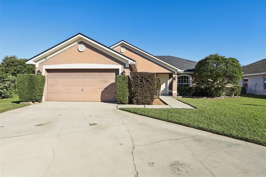 Active With Contract: $346,900 (3 beds, 2 baths, 2035 Square Feet)