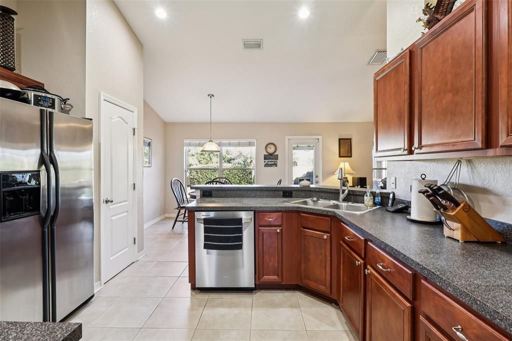 Active With Contract: $346,900 (3 beds, 2 baths, 2035 Square Feet)