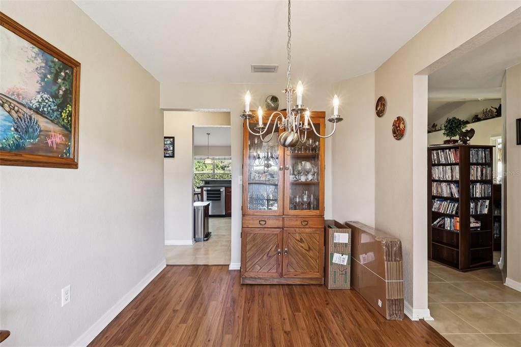 Active With Contract: $346,900 (3 beds, 2 baths, 2035 Square Feet)