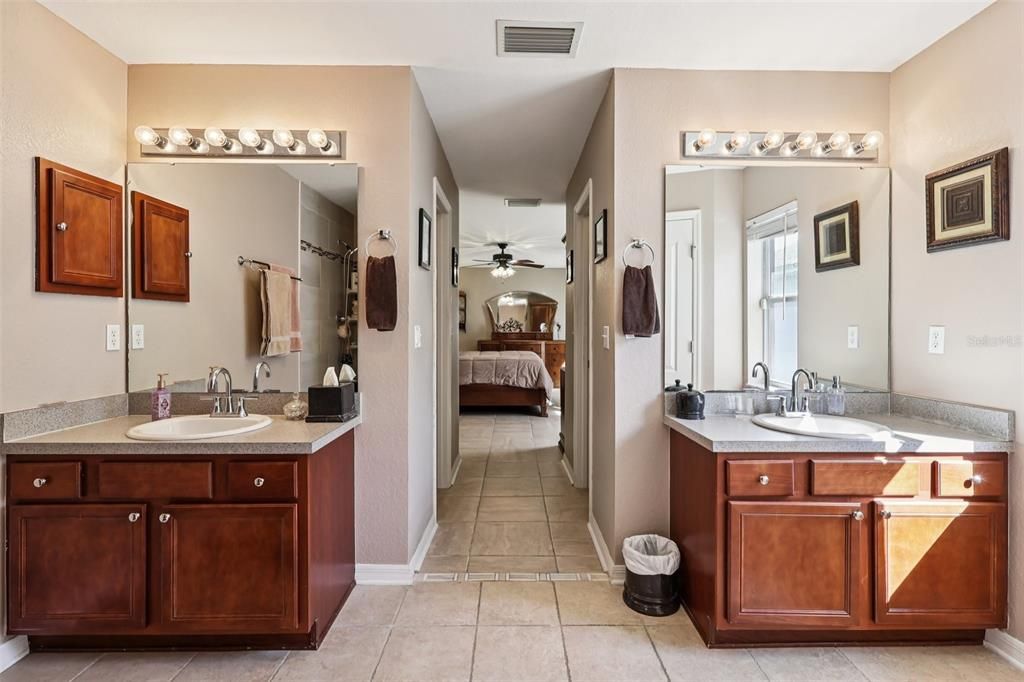 Active With Contract: $346,900 (3 beds, 2 baths, 2035 Square Feet)