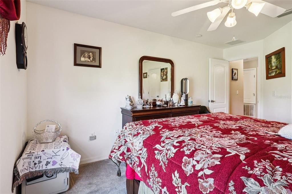 Active With Contract: $346,900 (3 beds, 2 baths, 2035 Square Feet)