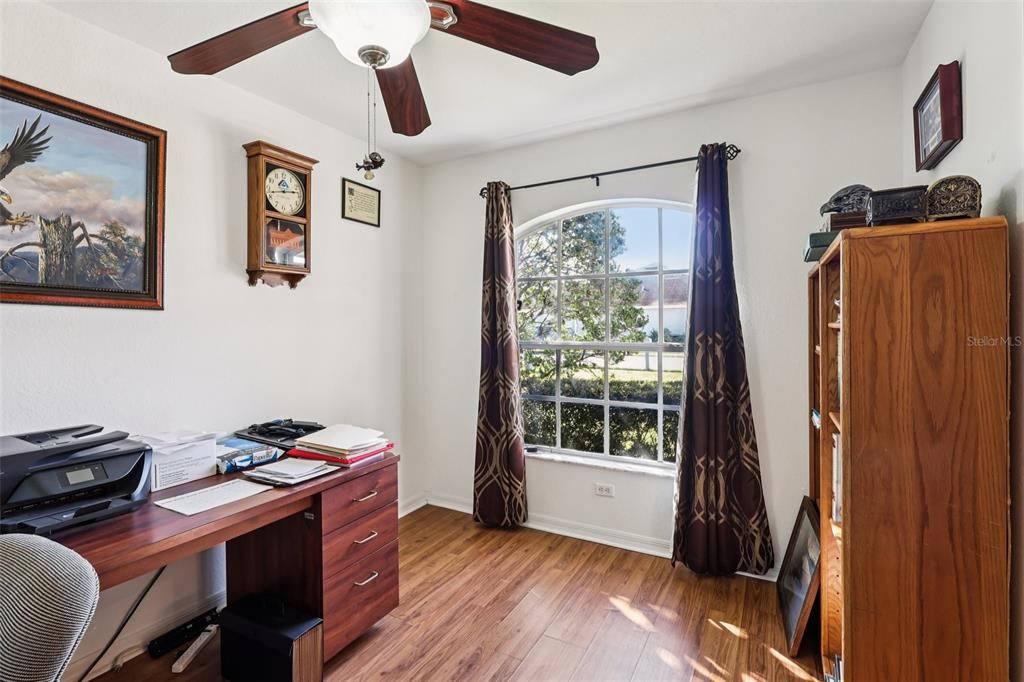 Active With Contract: $346,900 (3 beds, 2 baths, 2035 Square Feet)