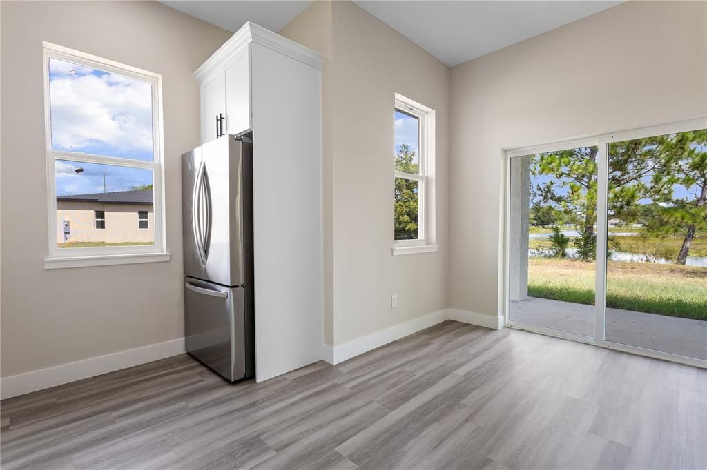 For Rent: $2,350 (3 beds, 2 baths, 1643 Square Feet)