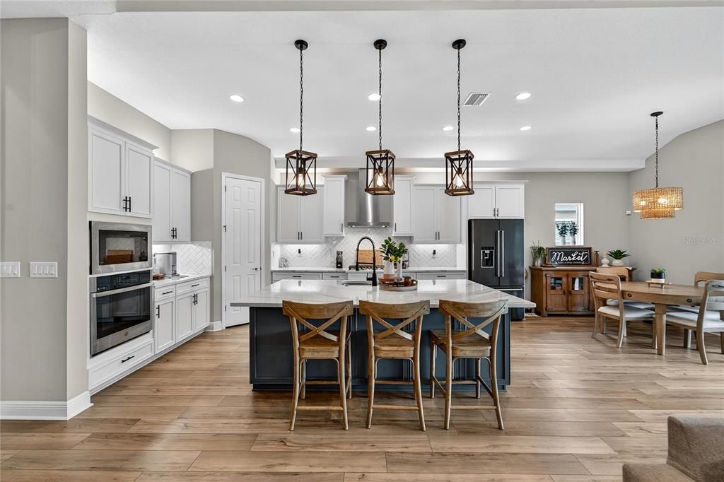 For Sale: $594,900 (4 beds, 3 baths, 2559 Square Feet)