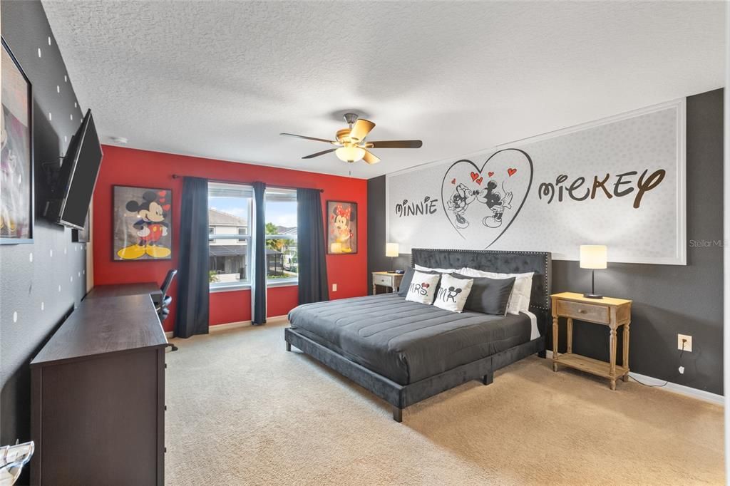 For Sale: $460,000 (5 beds, 4 baths, 2281 Square Feet)