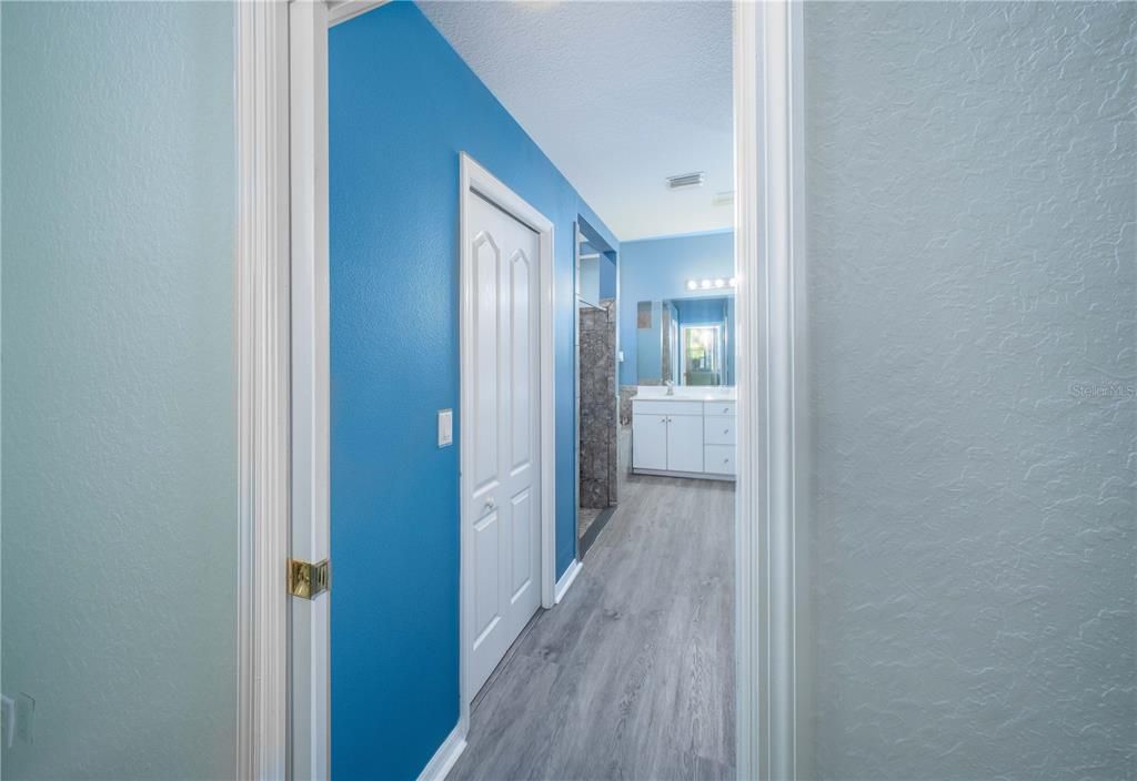 待售: $350,000 (3 贝兹, 2 浴室, 2092 平方英尺)