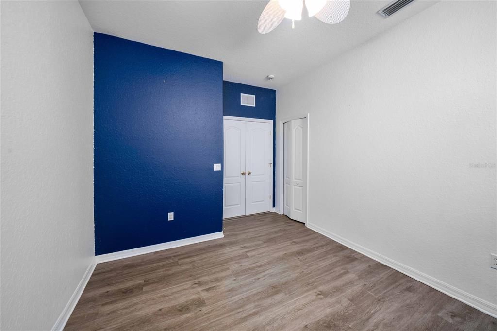 待售: $350,000 (3 贝兹, 2 浴室, 2092 平方英尺)