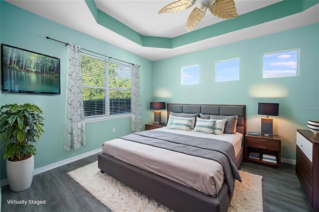 待售: $350,000 (3 贝兹, 2 浴室, 2092 平方英尺)