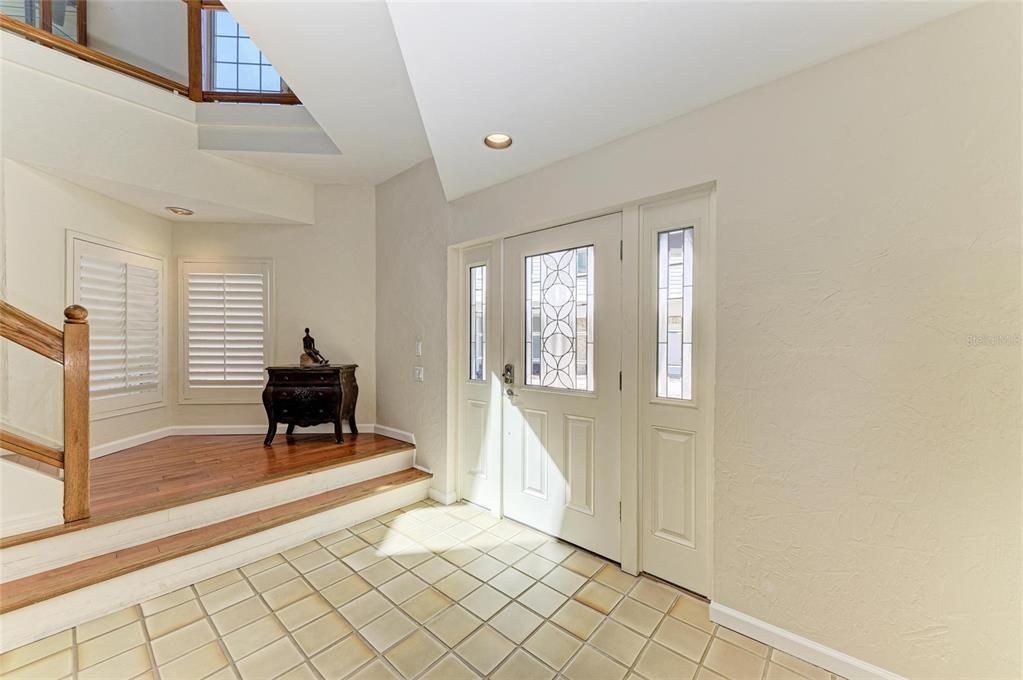 For Sale: $1,299,000 (3 beds, 2 baths, 3277 Square Feet)