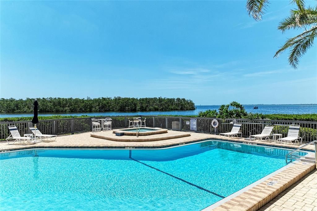 For Sale: $1,299,000 (3 beds, 2 baths, 3277 Square Feet)