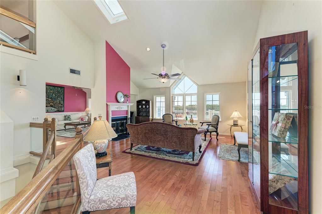 For Sale: $1,299,000 (3 beds, 2 baths, 3277 Square Feet)