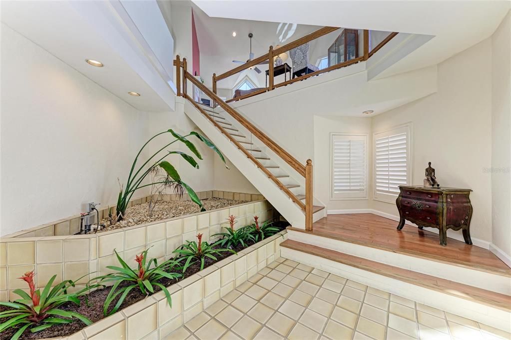 For Sale: $1,299,000 (3 beds, 2 baths, 3277 Square Feet)