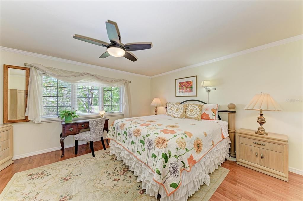 For Sale: $1,299,000 (3 beds, 2 baths, 3277 Square Feet)